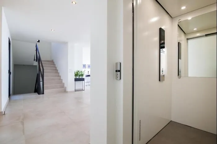 Aqualeo * Адехе